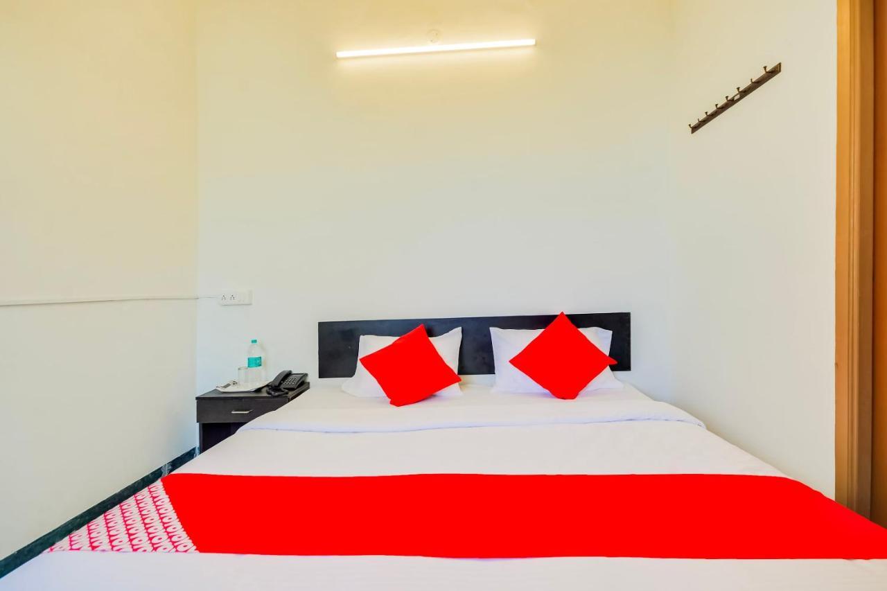OYO 67267 Ss Residency Singanallur Exterior foto