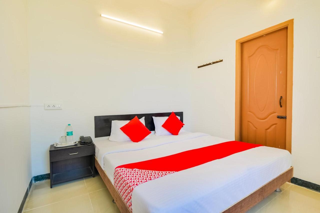 OYO 67267 Ss Residency Singanallur Exterior foto